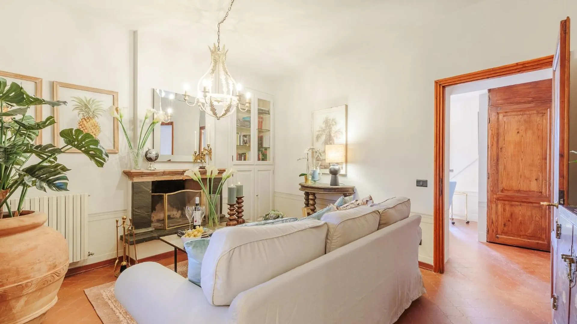 Villa Amore, A Romantic Hilltop Farmhouse In Lucca 0*,  Italien