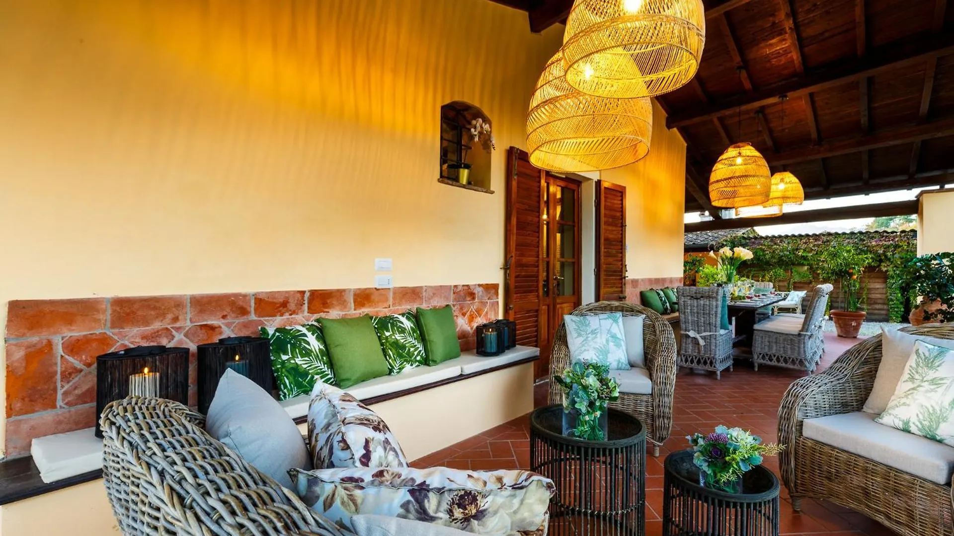 Villa Amore, A Romantic Hilltop Farmhouse In Lucca 0*,